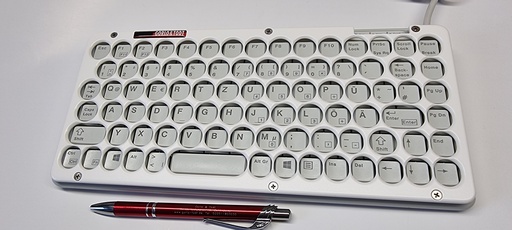 [10780] Kompakttastatur Cherry mit Metallabdeckplatte